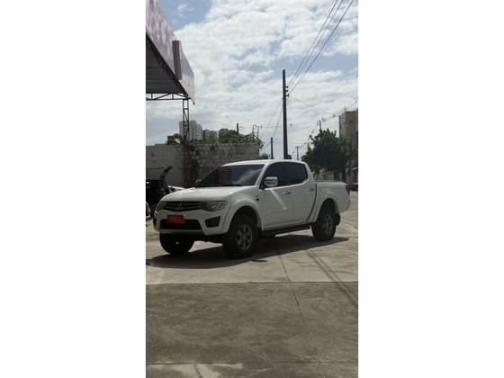 MITSUBISHI L200 TRITON 3.2 HPE 4X4 CD 16V TURBO INTERCOOLER DIESEL 4P AUTOMÁTICO MITSUBISHI L200 TRITON 3.2 HPE 4X4 CD 16V TURBO INTERCOOLER DIESEL 4P AUTOMÁTICO